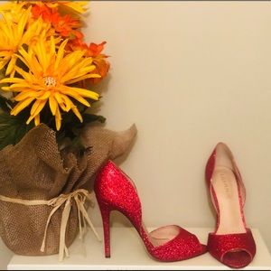 🔥 Sale🔥Red glitter heels